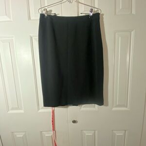 Jones New York Classic Black Pencil Skirt